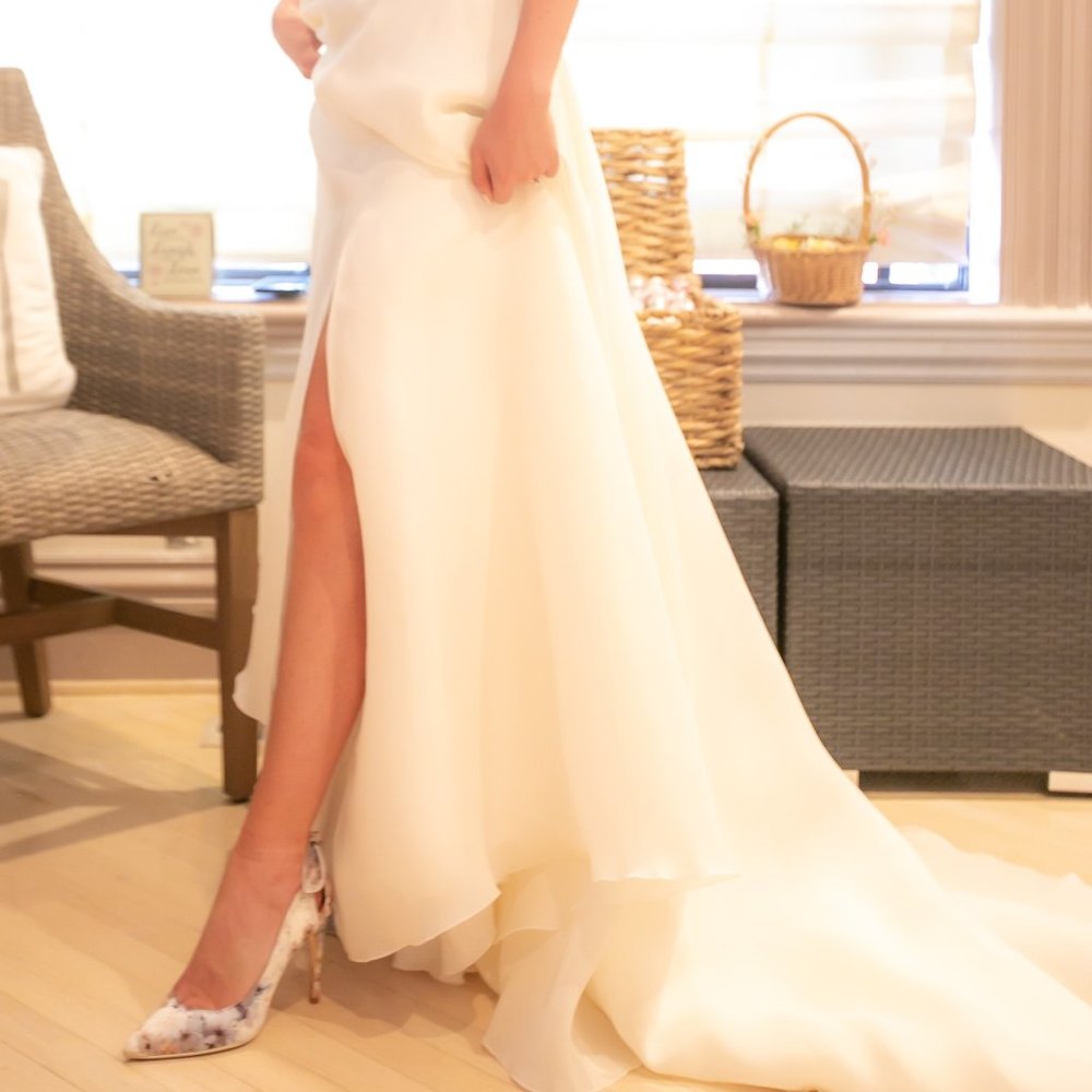 Leanne Marshall 'Eliza' - Picture 6 of 12